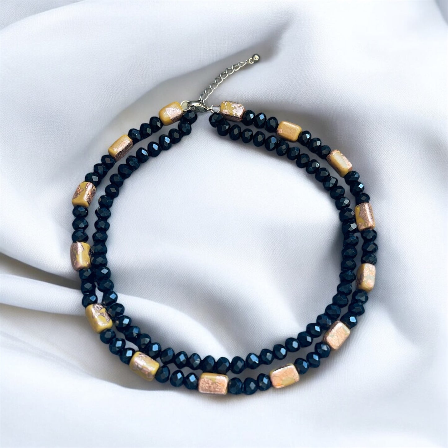 Bead bliss necklace in black