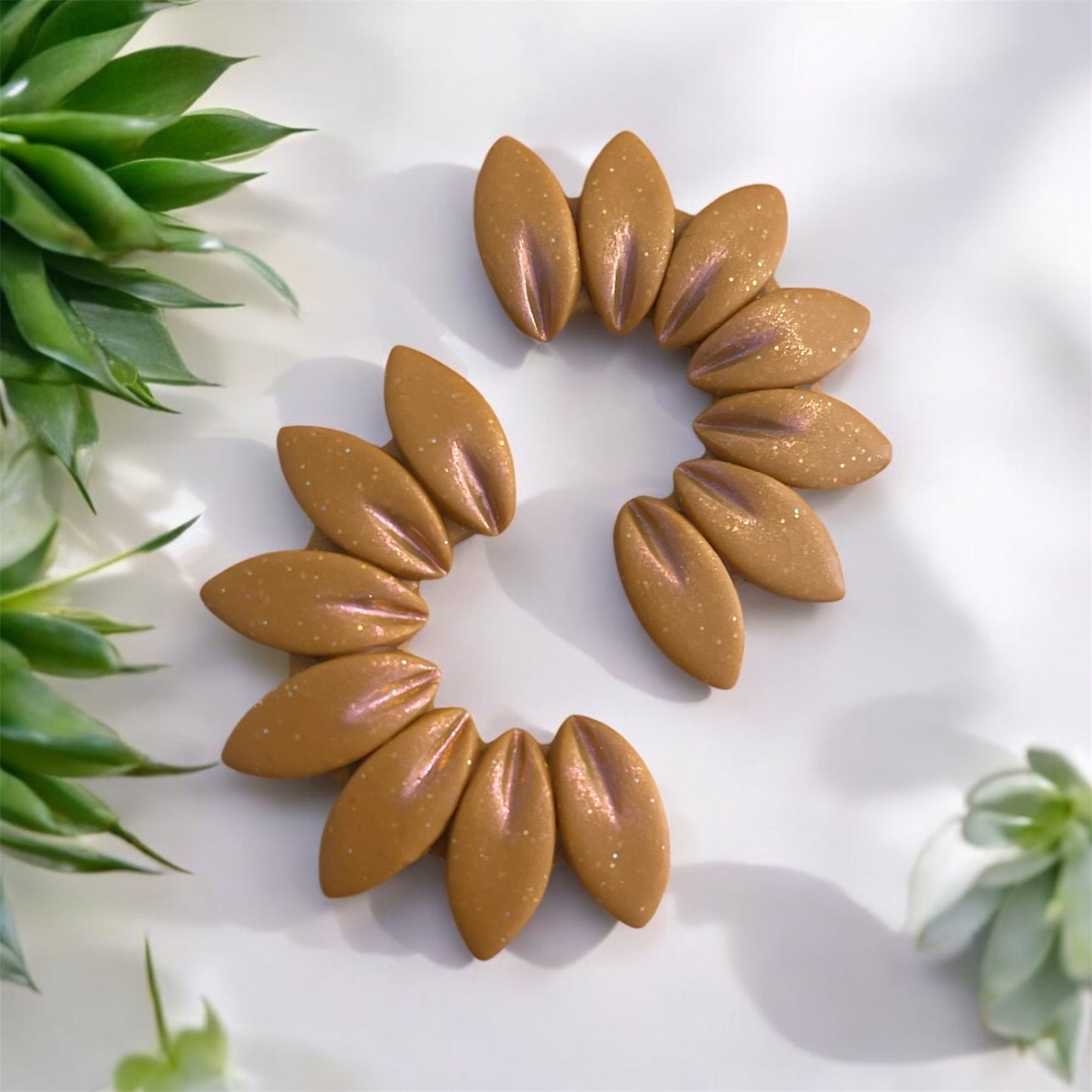 Daisy Crown statement earrings in gold